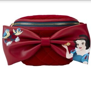 NWT Loungefly Snow White Disney Princess Red Bow Fanny Pack